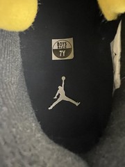Nike Air Jordan 4 Retro Thunder Black Yellow 408452-017 GS Size 7Y Youth Size