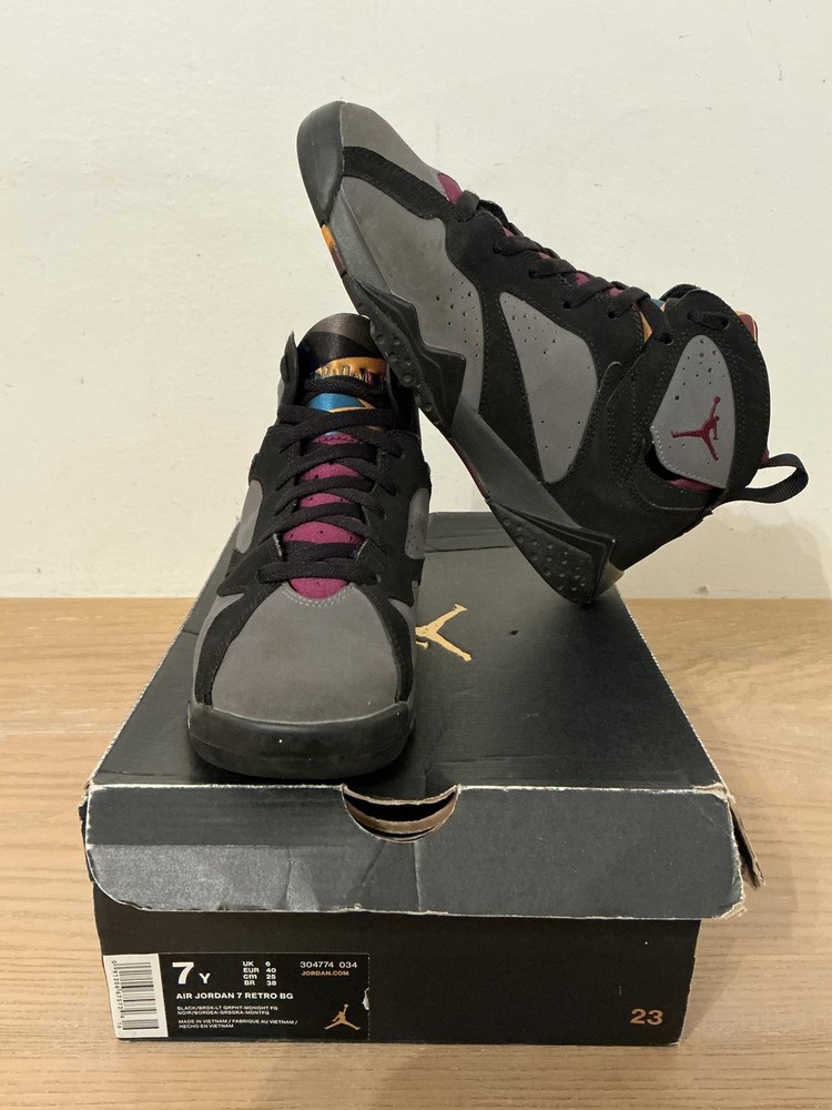 Jordan Air Jordan 7 Retro BG Shoes Youth Size 7Y Gray Black Sneakers 304774-034