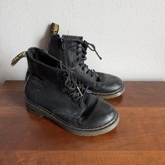 Dr. Martens Junior 1460 Boots Black Lace Up Side Zip Kids 2 Moto Grunge Classic