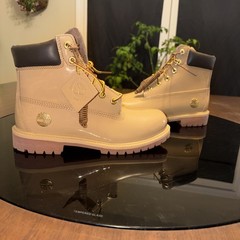 TB0A6BETA3K Timbs Premium 6″ Waterproof Patent Leather Boots women/Kids Size6