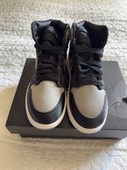 Jordan 1 Retro High OG (PS) Black/Medium Grey-White Size 13c