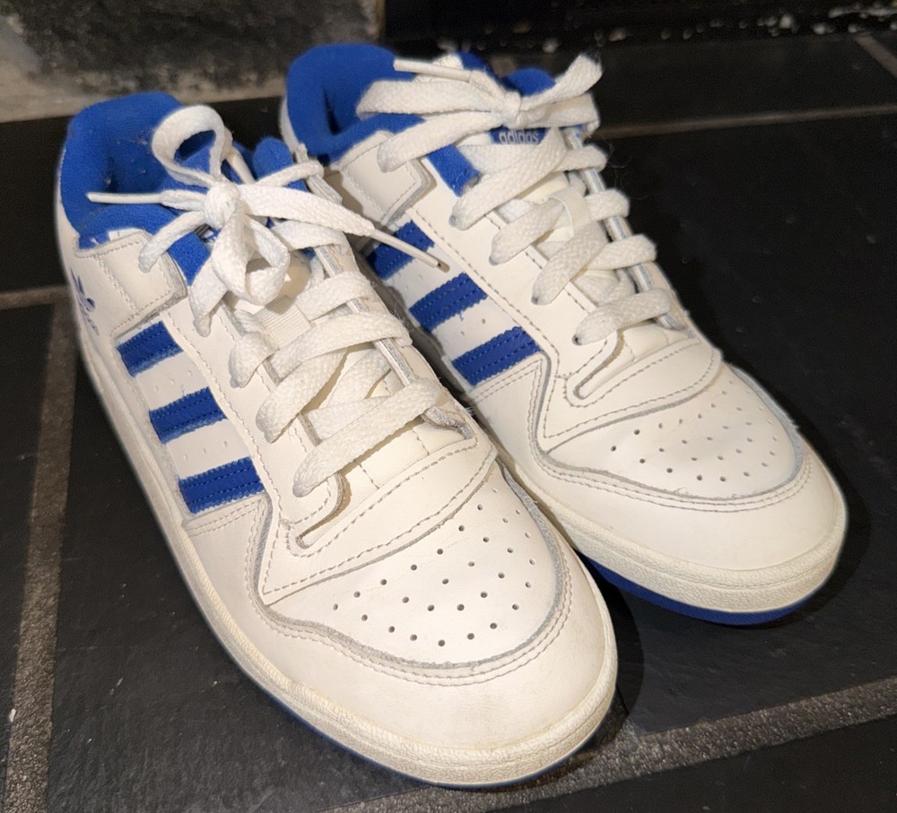Adidas Forum Low White Blue Leather Sneakers Unisex Kids Lace Up SZ 3