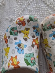 Crocs Limited Edition Pokemon Pikachu Starter Skin Youth Kids Size C12 GUC