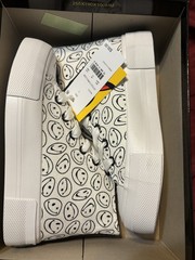 Joe Boxer Kids Smiley Face Pattern High Top Lace Up Sneakers White Size 1 NEW