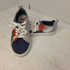 Tommy Hilfiger Space Jam Bugs Bunny Shoe Youth 2.5