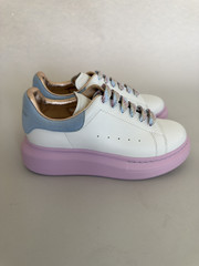 Alexander McQueen Kids Oversized Leather Sneakers (White with blue heel tab and