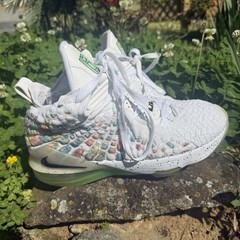 Nike Lebron 17 XVII Size 7Y Air Command Force Sneakers Shoes BQ5594-100 EUC