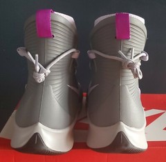 NEW AUTHENTIC NIKE BINZIE BOOT (GS) US 6 Y
