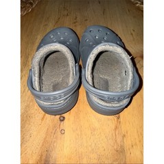 Kids Crocs Classic Lined Clogs Charcoal Gray Size C7