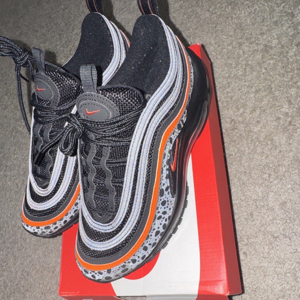 Nike Air Max 97 GS Black Orange White Unisex Kids Sneaker Synthetic Mesh 6.5Y