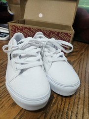 VANS Seldan Platform Unisex Kids White Canvas Lace-Up Sneakers US 2 New Box