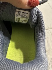 Under Armour Unisex-Child Assert 10 Running Shoe, 4.5