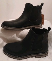 Crevo Blake Chelsea Boot – Youth, Sz. 5, Medium
