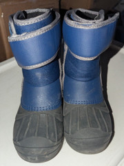 Thermolite Kids Black/Blue Sock Lined Unisex Snow Winter Boots Size 13