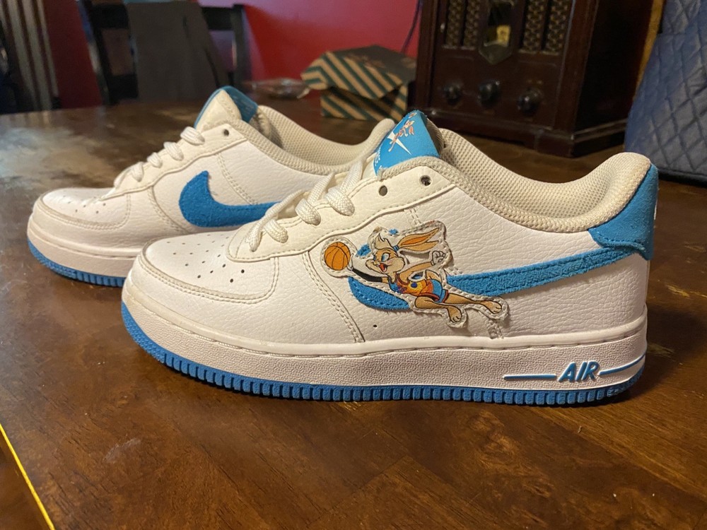 Nike Air Force 1 Low Hare Space Jam GS Lola Bugs DM3353-100 Sz 5.5Y / 7 Women’s