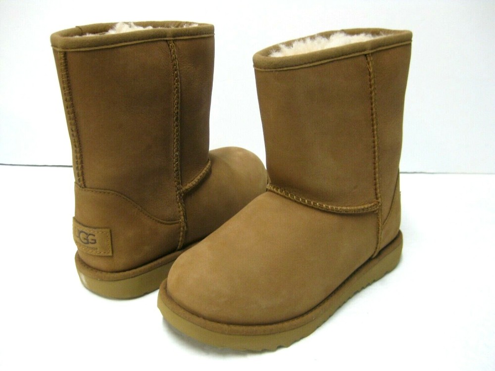 UGG CLASSIC SHORT II WP KID BOOTS CHESTNUT LEATHER US 13 /UK 12 /EU 31 /JP 19.5