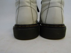 Dr Martens Youth Size 2 M White Leather 8 Eye Comfort Ankle Boots