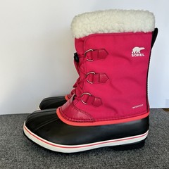 SOREL Yoot PAC Nylon Waterproof Boots – Girls Size 6 Big kid Youth New