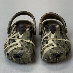 Crocs Clogs Toddler Size C 4 Green Camo Iconic Comfort Slip On Casual Shoes