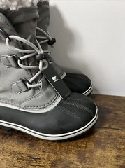 NEW Sorel Yoot Pac Nylon QUARRY/DOVE GRAY – Size 5 Little Kid’s Youth Boots