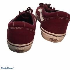 Vans Off The Wall Maroon And White Youth Size 61/2 Great condition