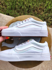 Vans Low „PRIDE“ BRAND NEW PS 2Y
