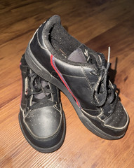 Adidas Originals Youth Size 3 Black Leather Sneakers Lace Up Casual Shoes Boys G