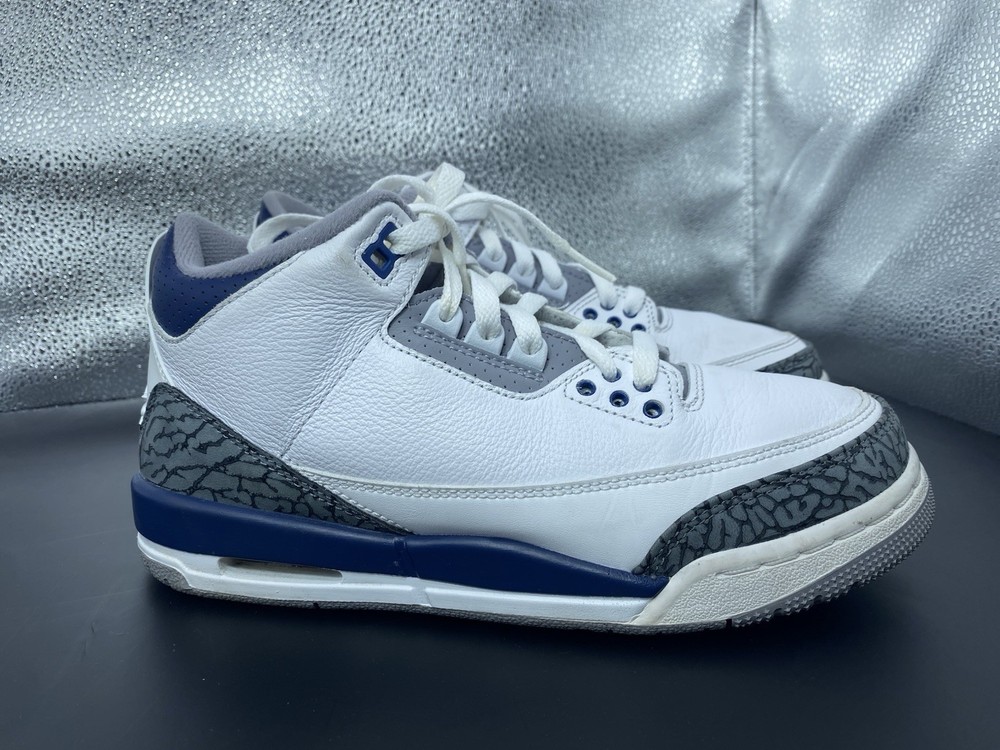 Air Jordan 3 Retro GS “Midnight Navy” White Blue Cement Gray Sneakers Youth 7 Y