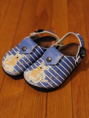 Birki’s by Birkenstock Bear Boston Clog Blue size 8 / 165 C