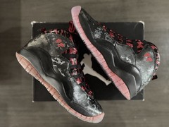 Jordan 10 Doernbecher Retro 7Y (GS) 8.5W Black/Gym Red 641746 060 NEW