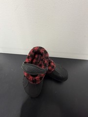 Crocs Kids Black With Black & Red Buffalo Plaid Fleece Lining Size 10-11