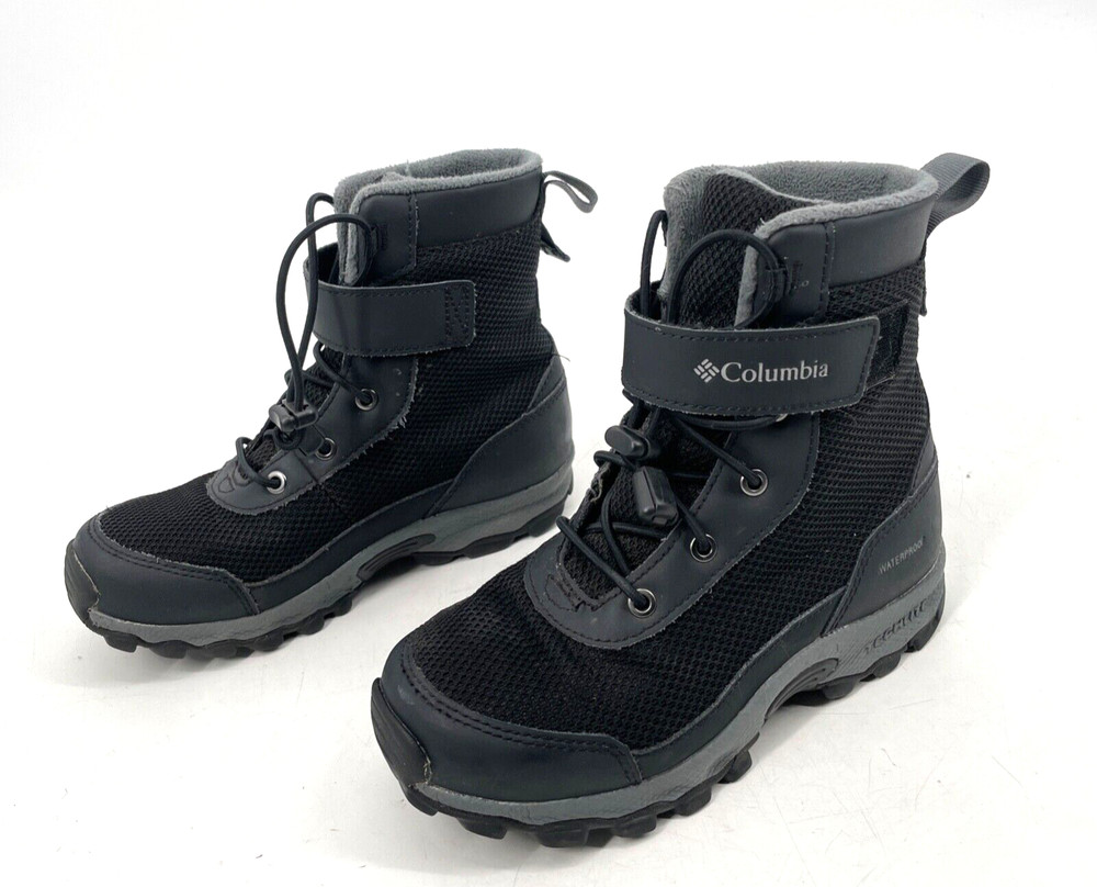 Columbia Youth size 1 Hyper-Boreal Black Omni-Heat techlite snow Boots lace up