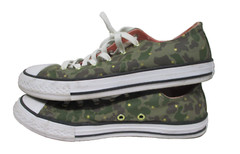 Converse Chuck Taylor All Stars junior shoes size 5 Camo stars new without box