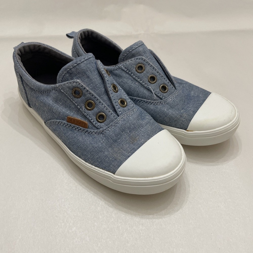 Old Navy – Slip On Shoes – Youth Size 11 Chambray Blue