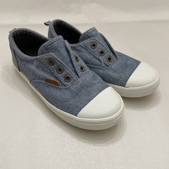 Old Navy – Slip On Shoes – Youth Size 11 Chambray Blue