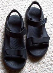 Crocs Iconic Comfort Junior’s Hook and Loop Strap Black Sandals Size 5