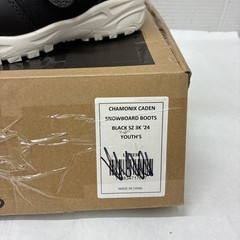 Chamonix Caden kid’s Snowboard Boots White/black Size 3K Box Damaged