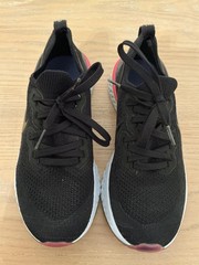 Nike Epic React Flyknit Shoes Youth Size 7Y Black White Pink Running Sneakers