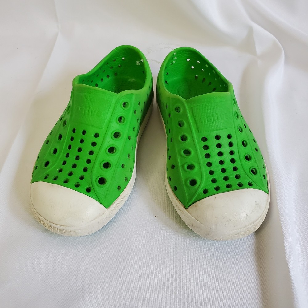 Size C6 Native Jefferson Grasshopper Green/Shell White