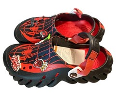 Crocs Team Spider-Man Echo Glow Clog – GLOW-IN-THE-DARK SPIDEY Kids Sz: J6 US