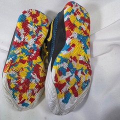 Nike Kyrie Flytrap 6 GS „Kaleidoscope“ FD0215-001 Youth Size 7