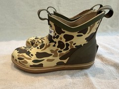 XTRATUF Youth Ankle Deck Boots Duck Camo Size 1M Waterproof Rain Boots