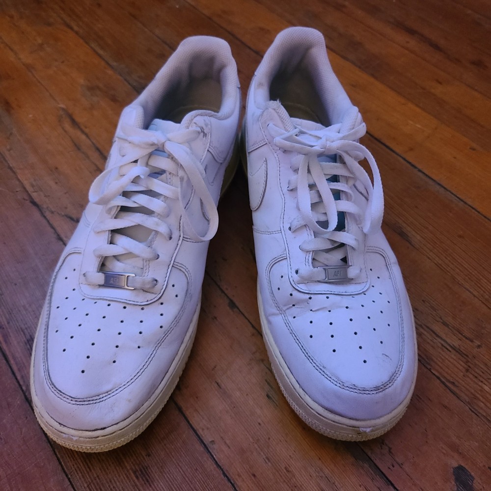 Nike Air Force 1 Low Top Unisex Kids US 11 White Leather Lace-Up Sneakers