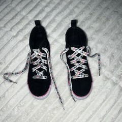 CHILDREN’S PLACE High Top Smiley Face Sneakers Black Kids Size 2 Lace Up Canvas