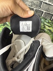 Nike Air Jordan 1 Mid GS White Black Youth Size 4.5Y DQ8423-132 New in Box