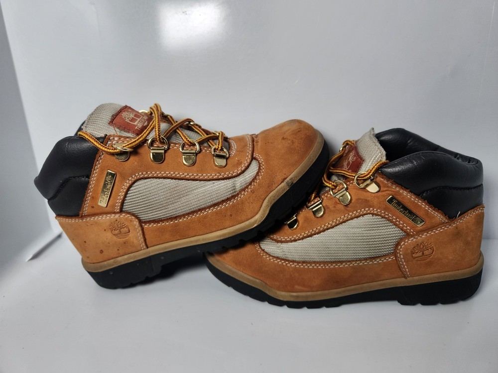 Timberland Youth Field Boots Wheat Nubuck Leather & Textile Size 2