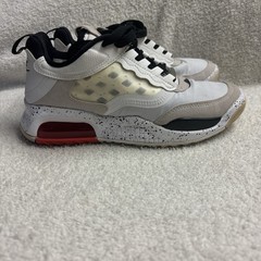 Nike Air Jordan Max Aura 3 GS Leather Low Top Sneakers White/Gray/Black 5Y
