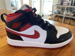 nike air jordan 1 mid White/Gym Red – Black