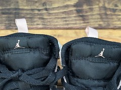 (TD) Nike Air Jordan 1 Mid White/Arctic Orange-Black 3C- NEW