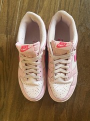 Nike Dunk Low Sneakers Pink/White Leather Low Top Kids US 7 / women’s 8.5 US